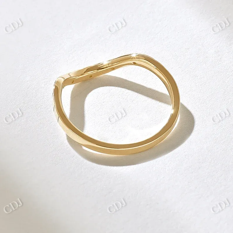 0.05CTW Diamond Square Pattern Arch  Wedding Band