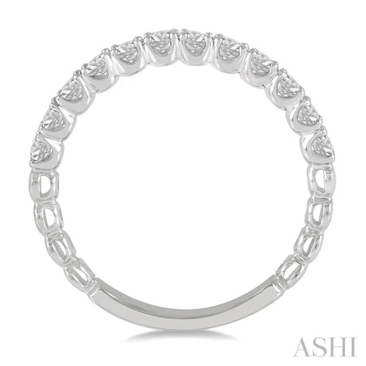 1/2 ctw Lattice Round Cut Diamond Wedding Band in 14K White Gold