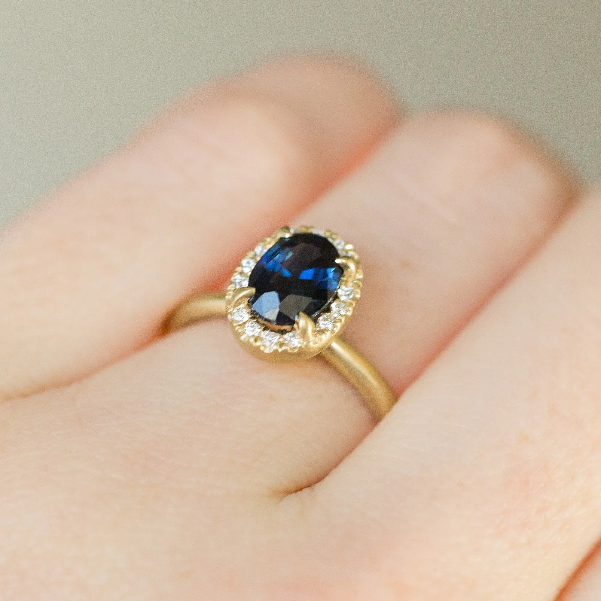 1.44ct Blue Oval Unheated Sapphire Diamond in Halo 18k Yellow Gold Setting