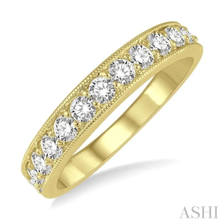 3/4 ctw Round Cut Diamond Wedding Band in 14K Yellow Gold