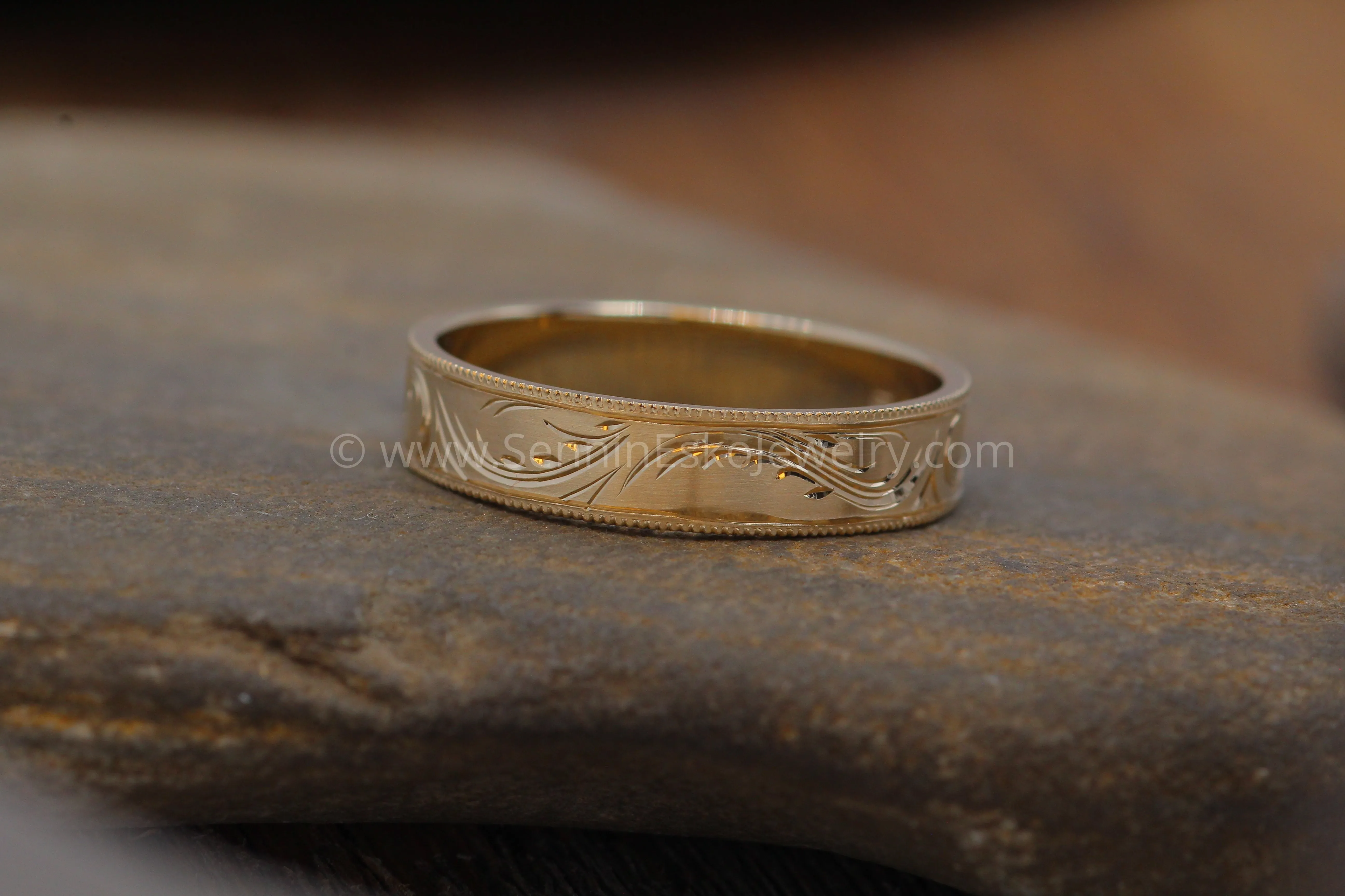 5x1mm Branches and Leaves Variation 2 14kt Yellow Gold Bright Cut Engraved Band