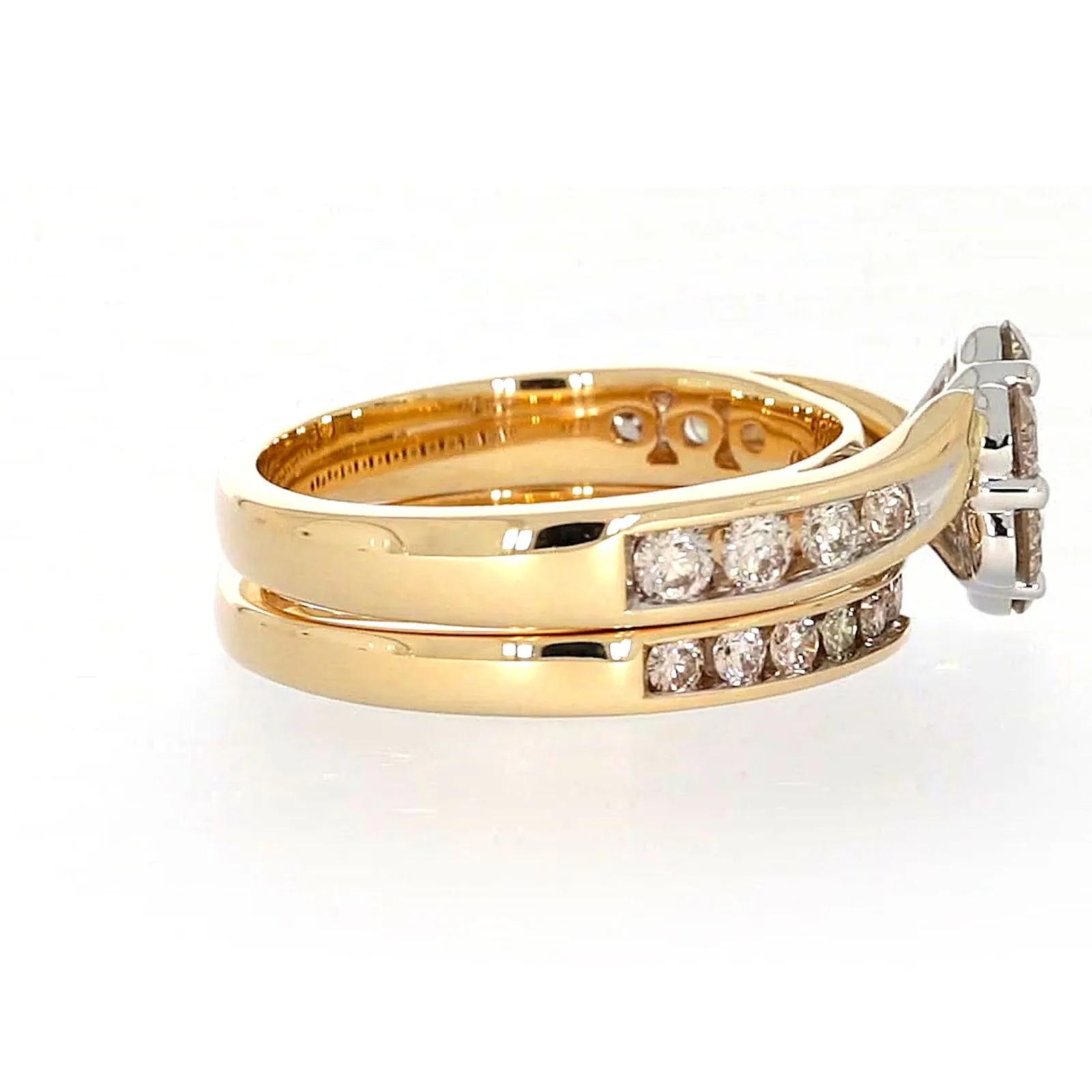 9ct Two Tone Gold Round Brilliant Cut with 1.35 Carat tw of Diamonds Ring