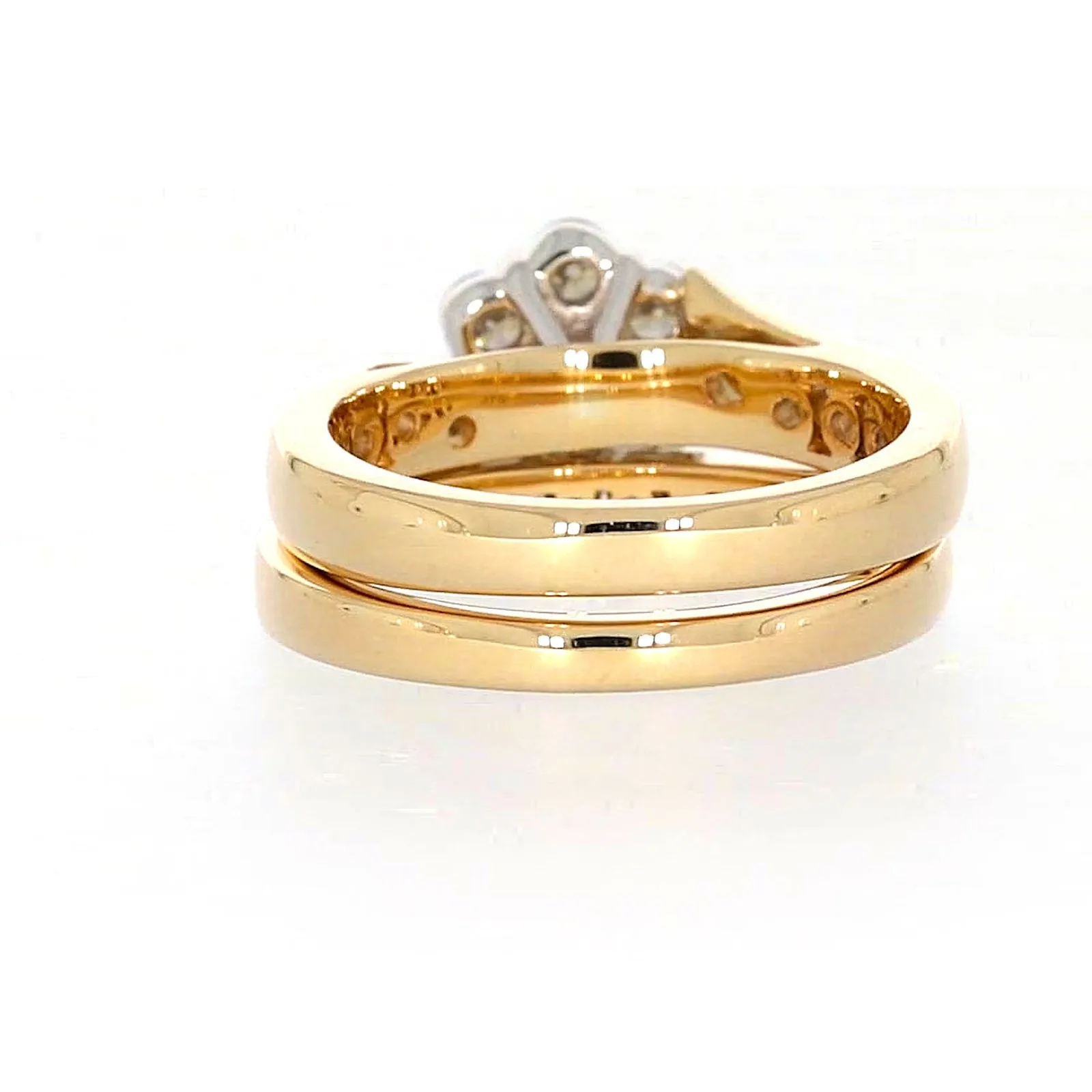 9ct Two Tone Gold Round Brilliant Cut with 1.35 Carat tw of Diamonds Ring