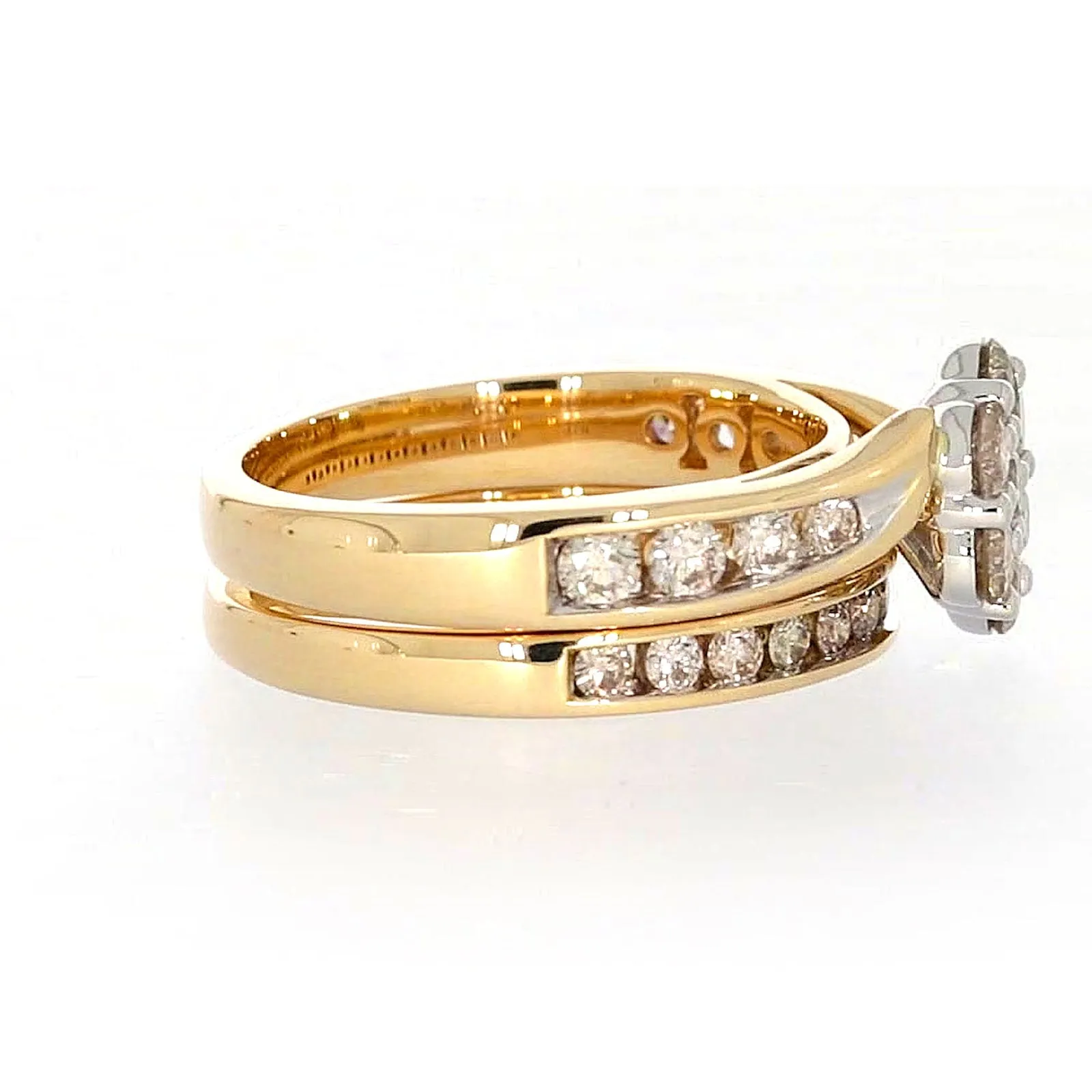 9ct Two Tone Gold Round Brilliant Cut with 1.35 Carat tw of Diamonds Ring