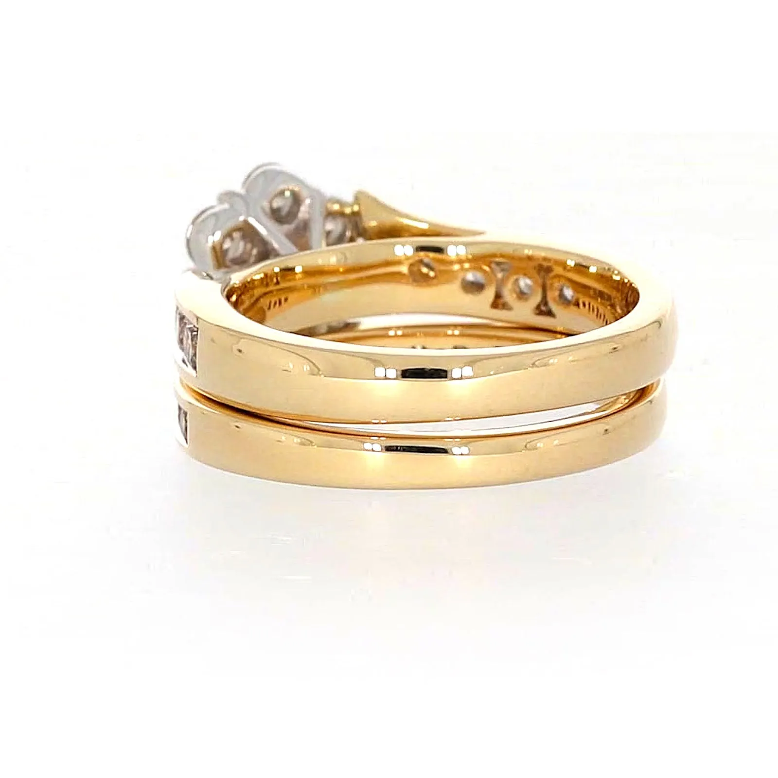 9ct Two Tone Gold Round Brilliant Cut with 1.35 Carat tw of Diamonds Ring