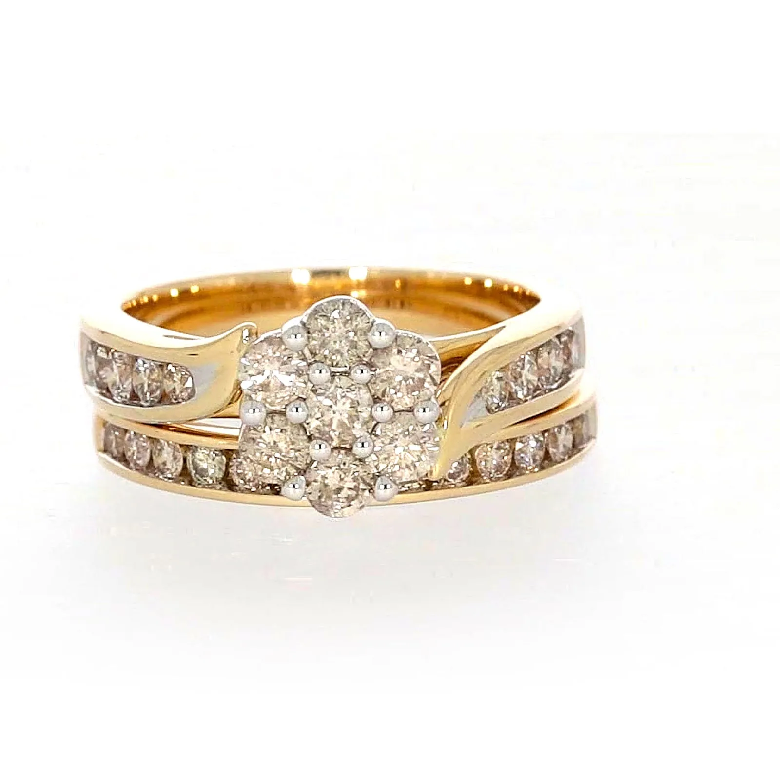 9ct Two Tone Gold Round Brilliant Cut with 1.35 Carat tw of Diamonds Ring