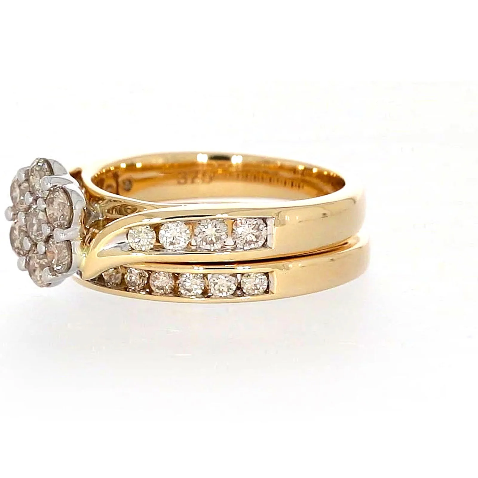 9ct Two Tone Gold Round Brilliant Cut with 1.35 Carat tw of Diamonds Ring