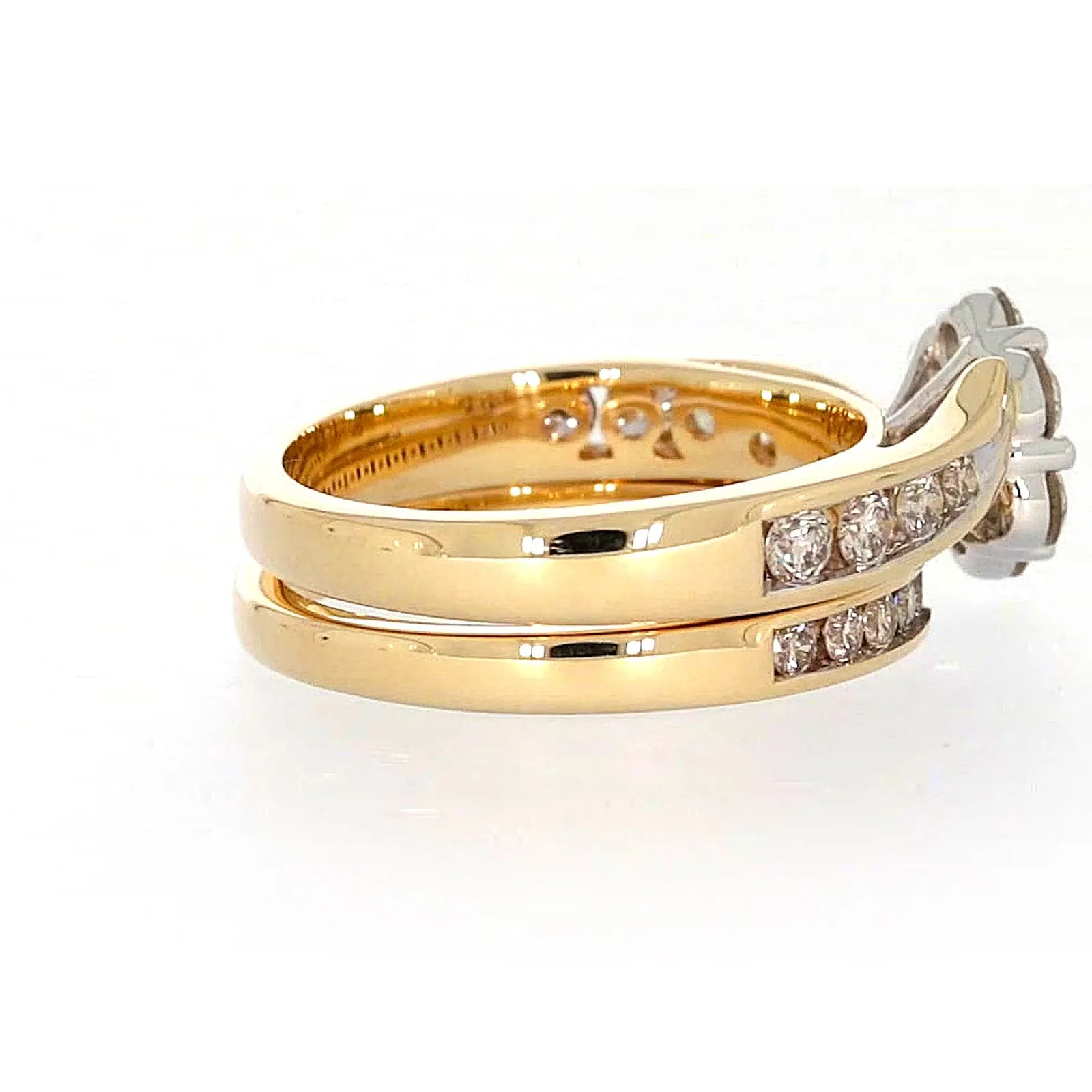 9ct Two Tone Gold Round Brilliant Cut with 1.35 Carat tw of Diamonds Ring