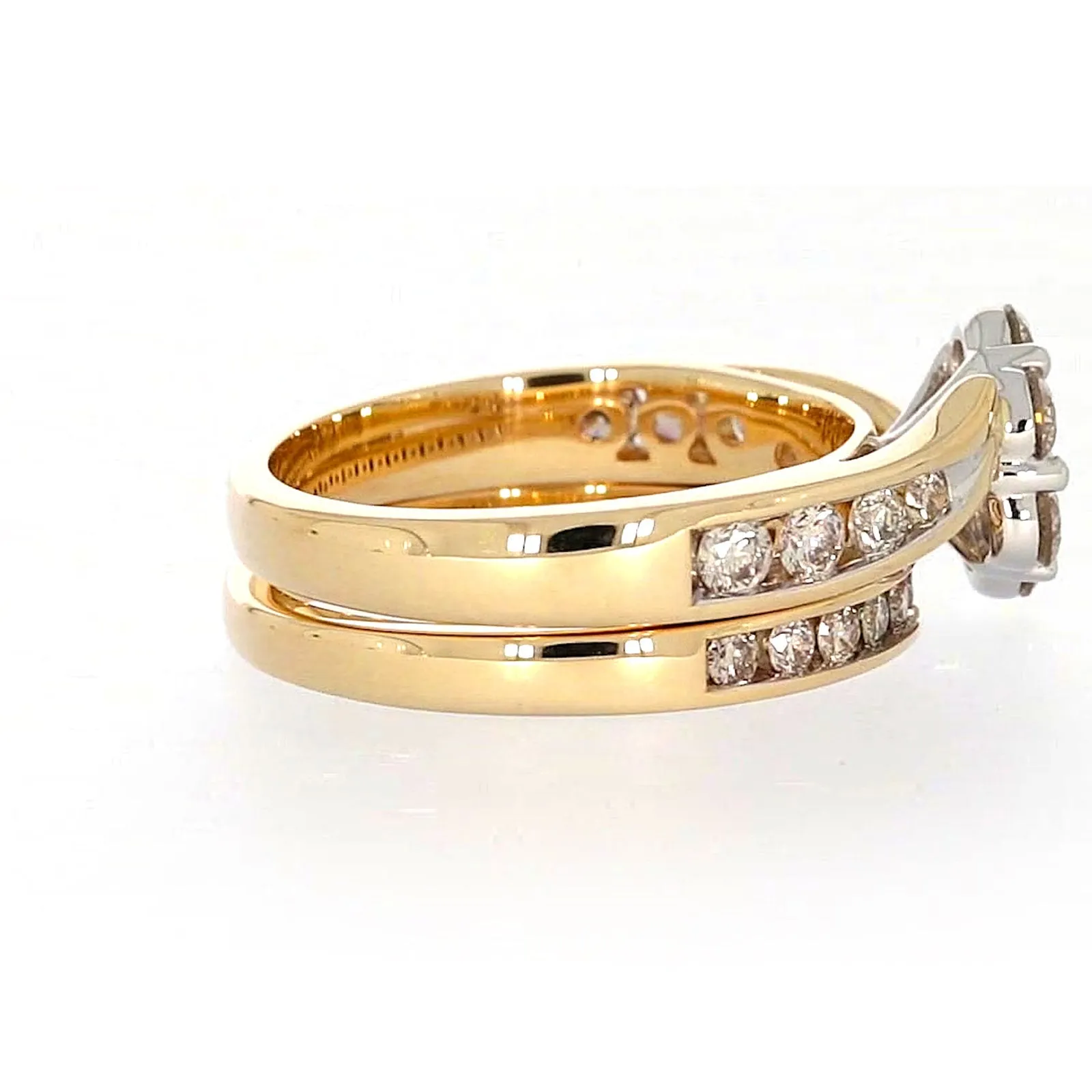 9ct Two Tone Gold Round Brilliant Cut with 1.35 Carat tw of Diamonds Ring