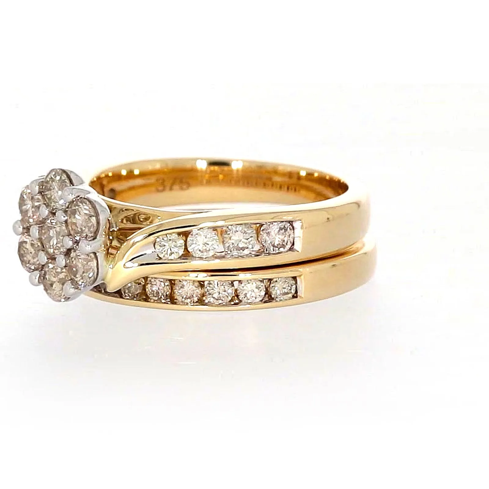 9ct Two Tone Gold Round Brilliant Cut with 1.35 Carat tw of Diamonds Ring