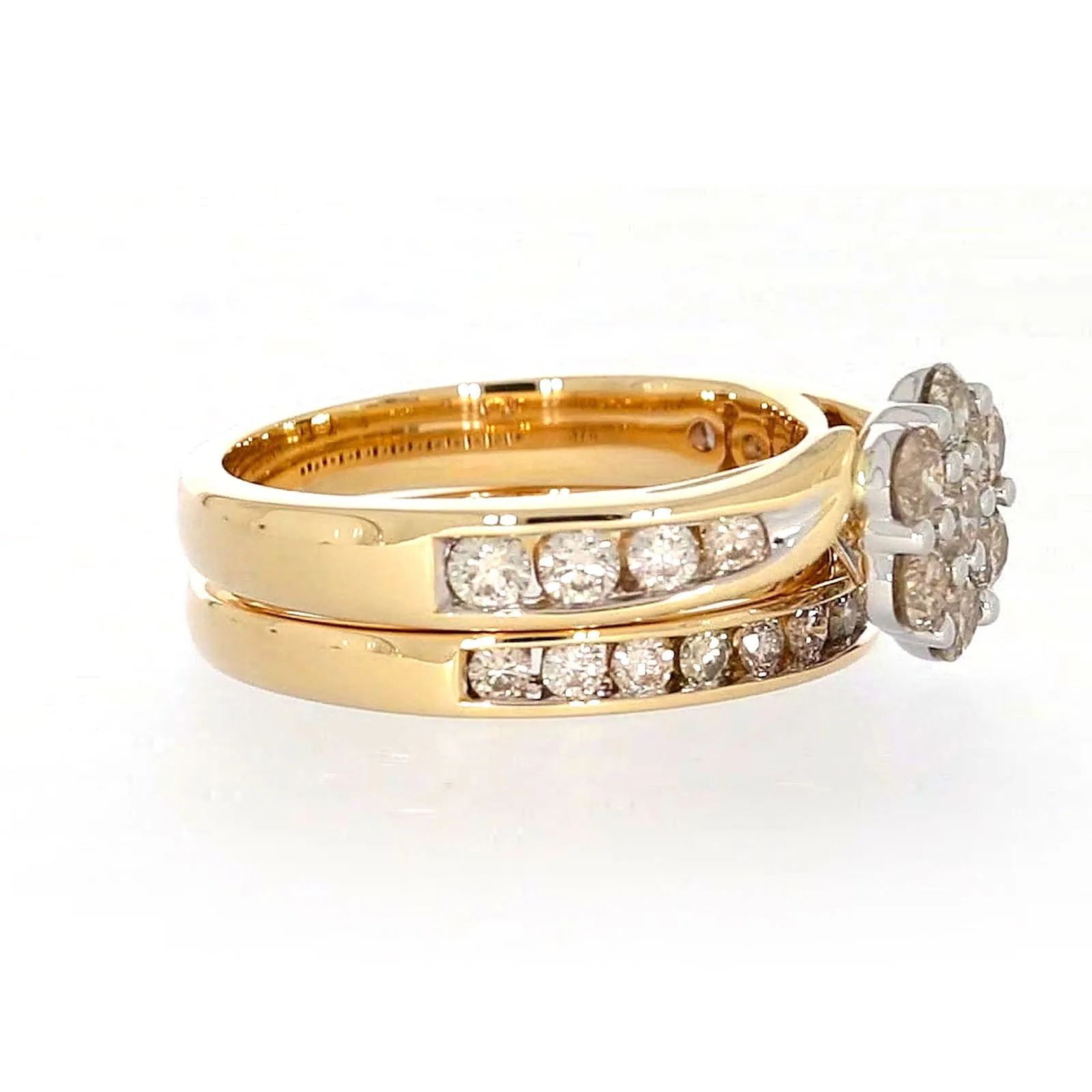 9ct Two Tone Gold Round Brilliant Cut with 1.35 Carat tw of Diamonds Ring