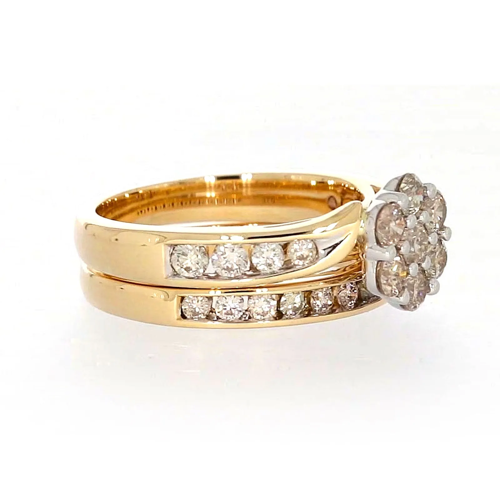 9ct Two Tone Gold Round Brilliant Cut with 1.35 Carat tw of Diamonds Ring