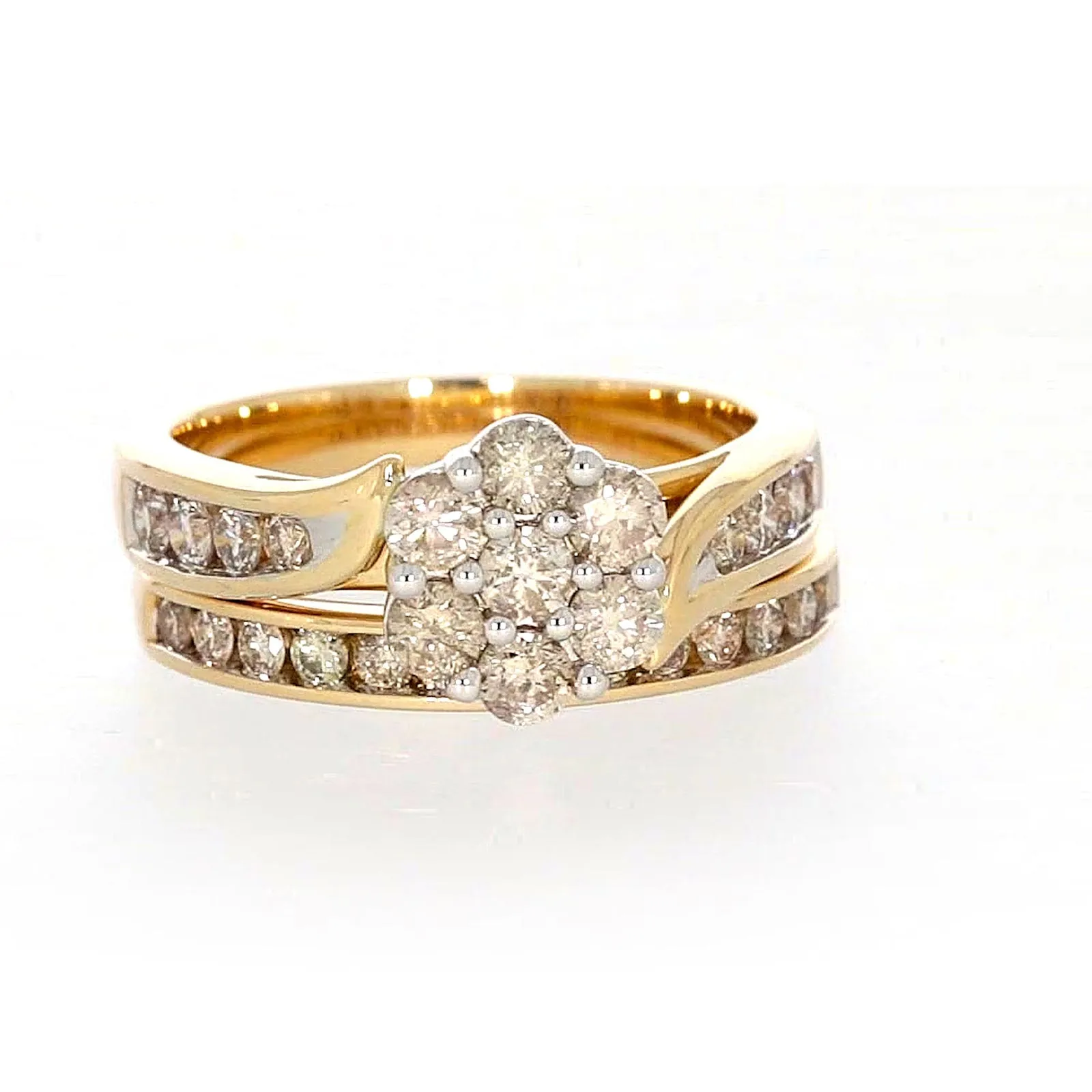 9ct Two Tone Gold Round Brilliant Cut with 1.35 Carat tw of Diamonds Ring