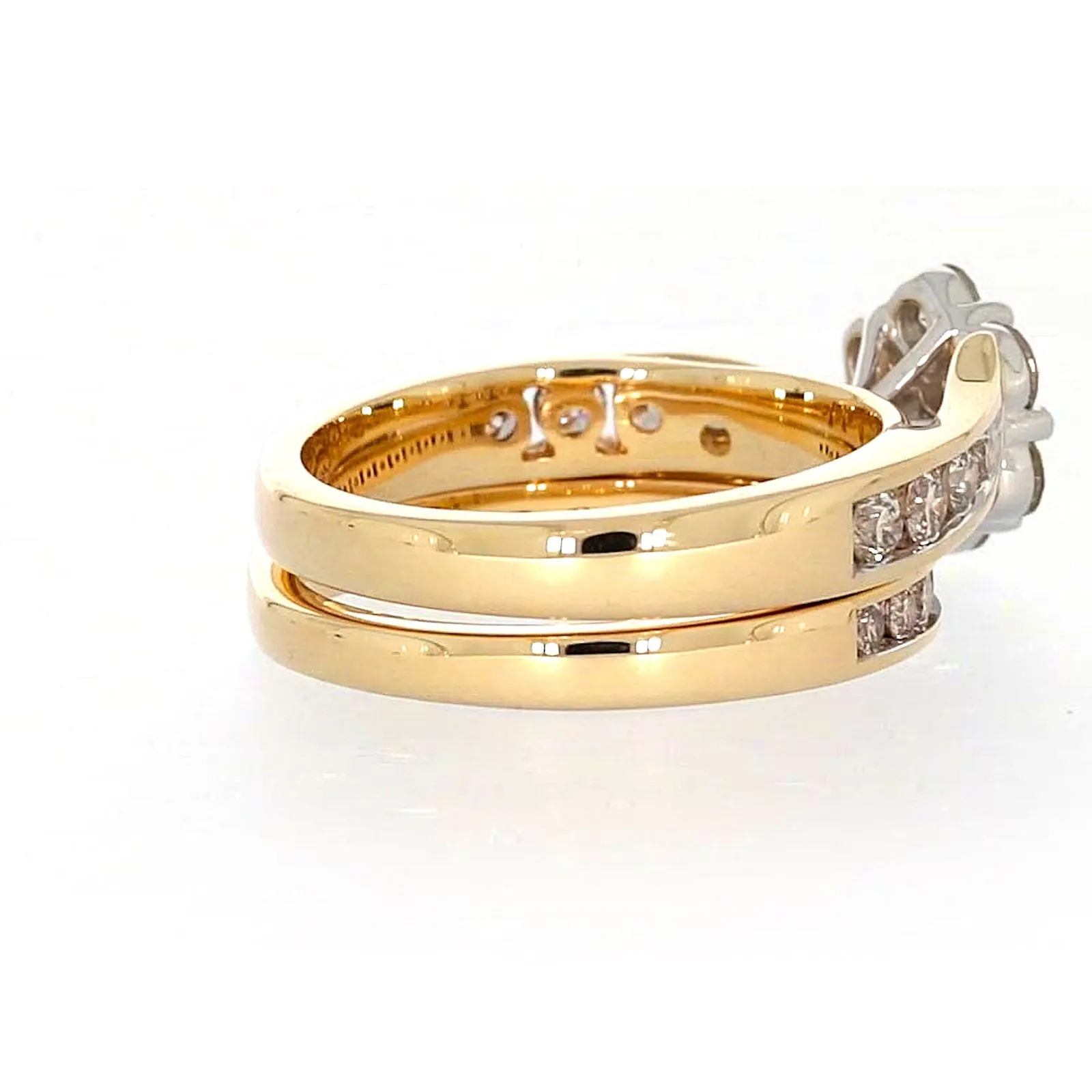 9ct Two Tone Gold Round Brilliant Cut with 1.35 Carat tw of Diamonds Ring