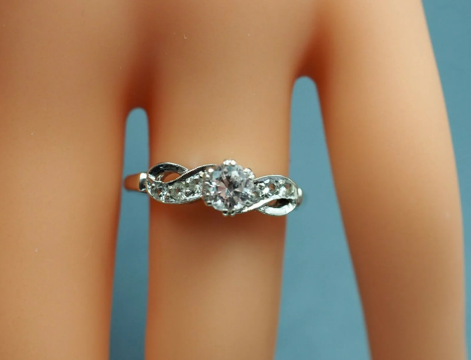 9ct White Gold Cubic Zirconia Ring