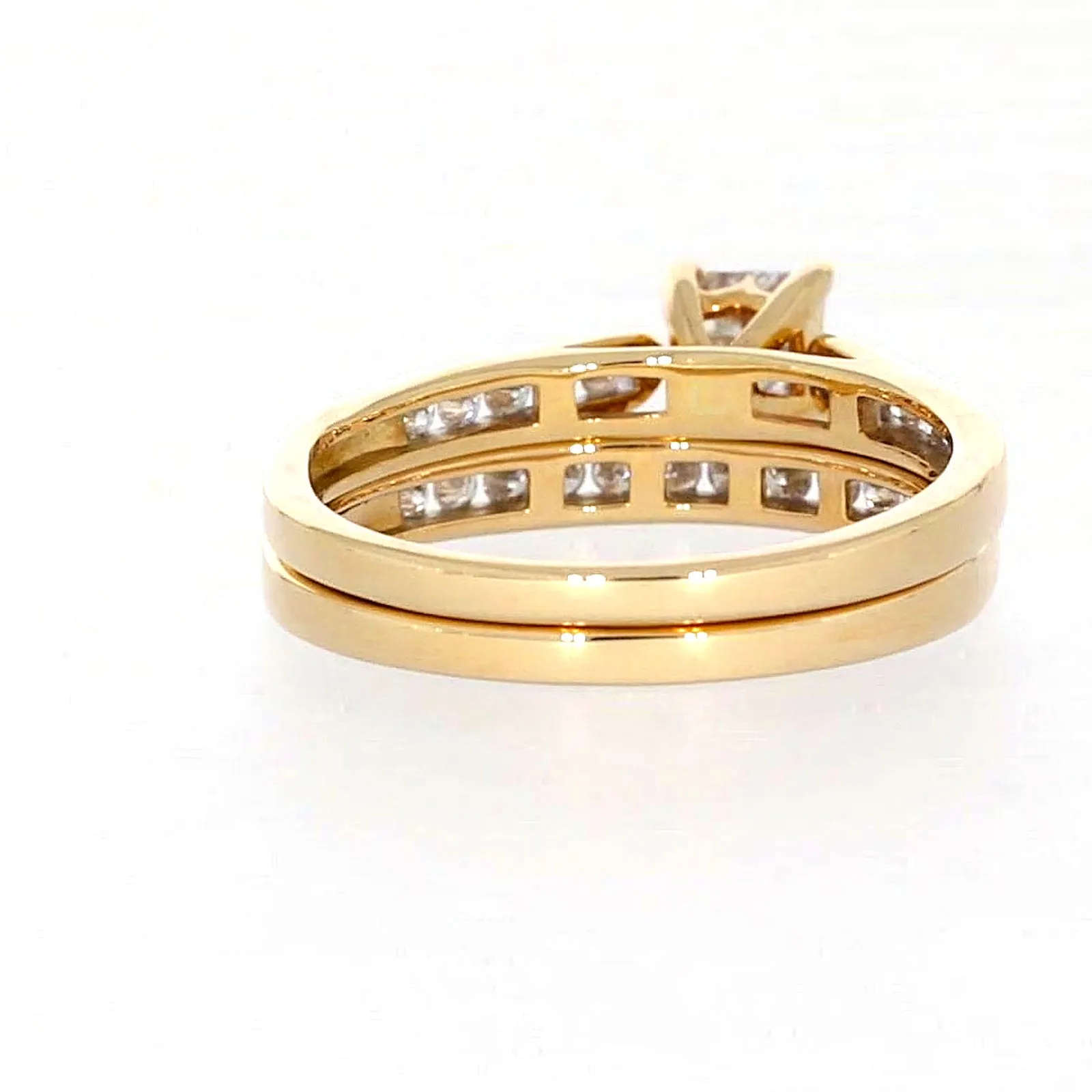 9ct Yellow Gold Princess & Round Brilliant Cut with 1/2 CARAT tw of Diamonds Ring