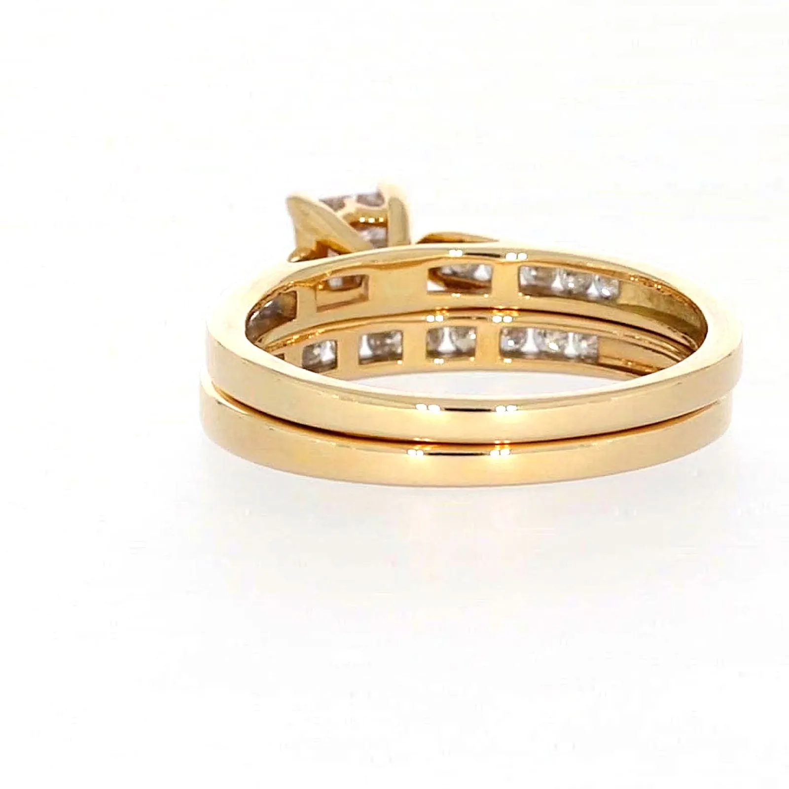 9ct Yellow Gold Princess & Round Brilliant Cut with 1/2 CARAT tw of Diamonds Ring