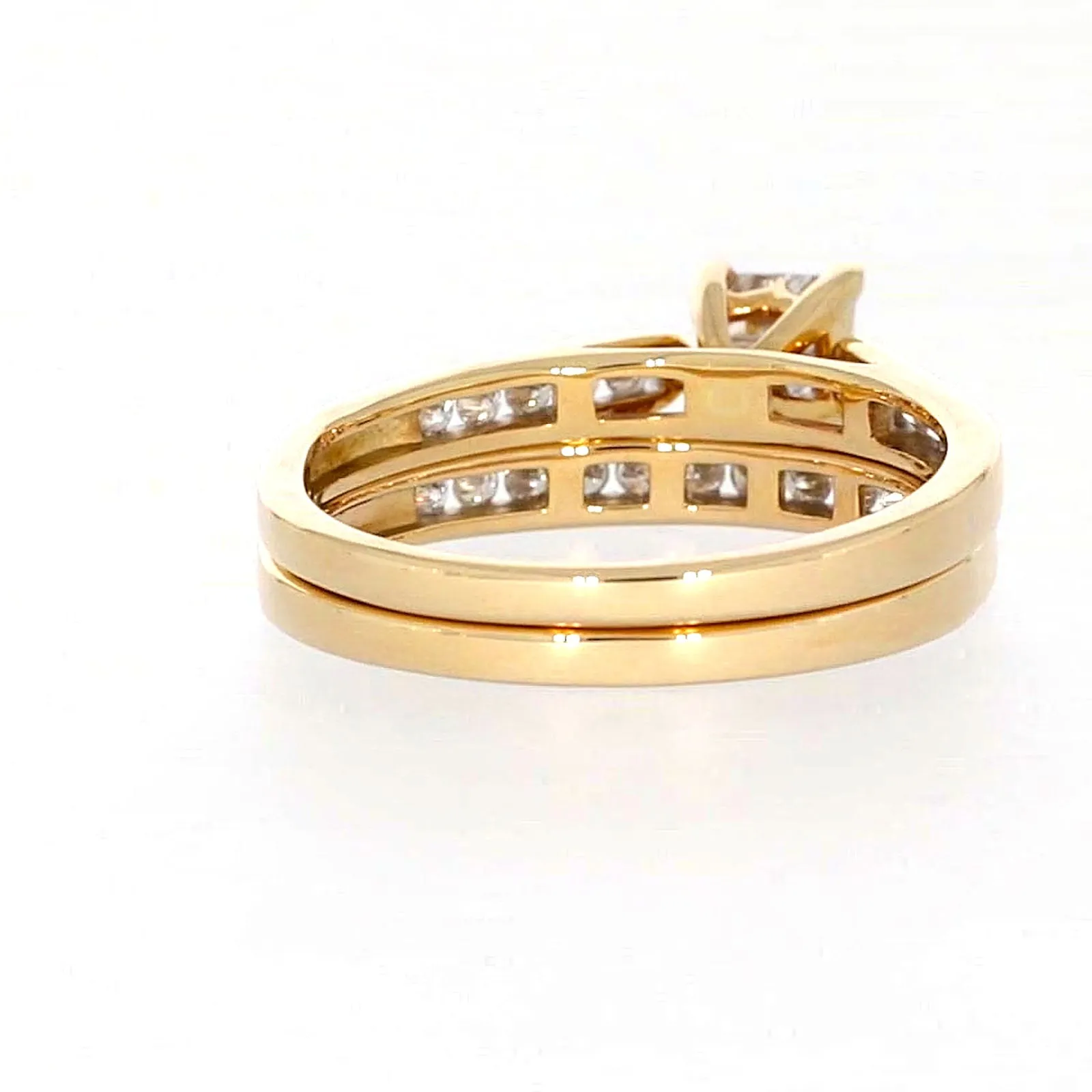 9ct Yellow Gold Princess & Round Brilliant Cut with 1/2 CARAT tw of Diamonds Ring