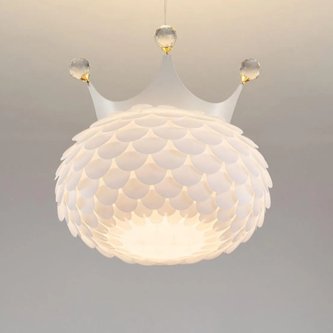 Aluvia Crown Pendant Lamp