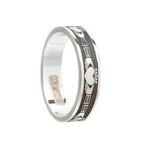 Claddagh Wedding Band