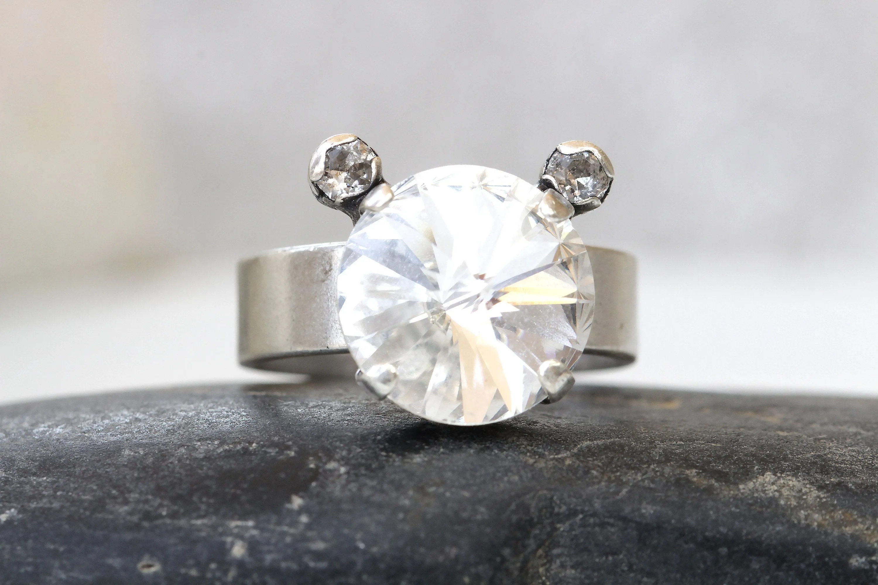 CRYSTAL MOUSE ENGAGEMENT Ring