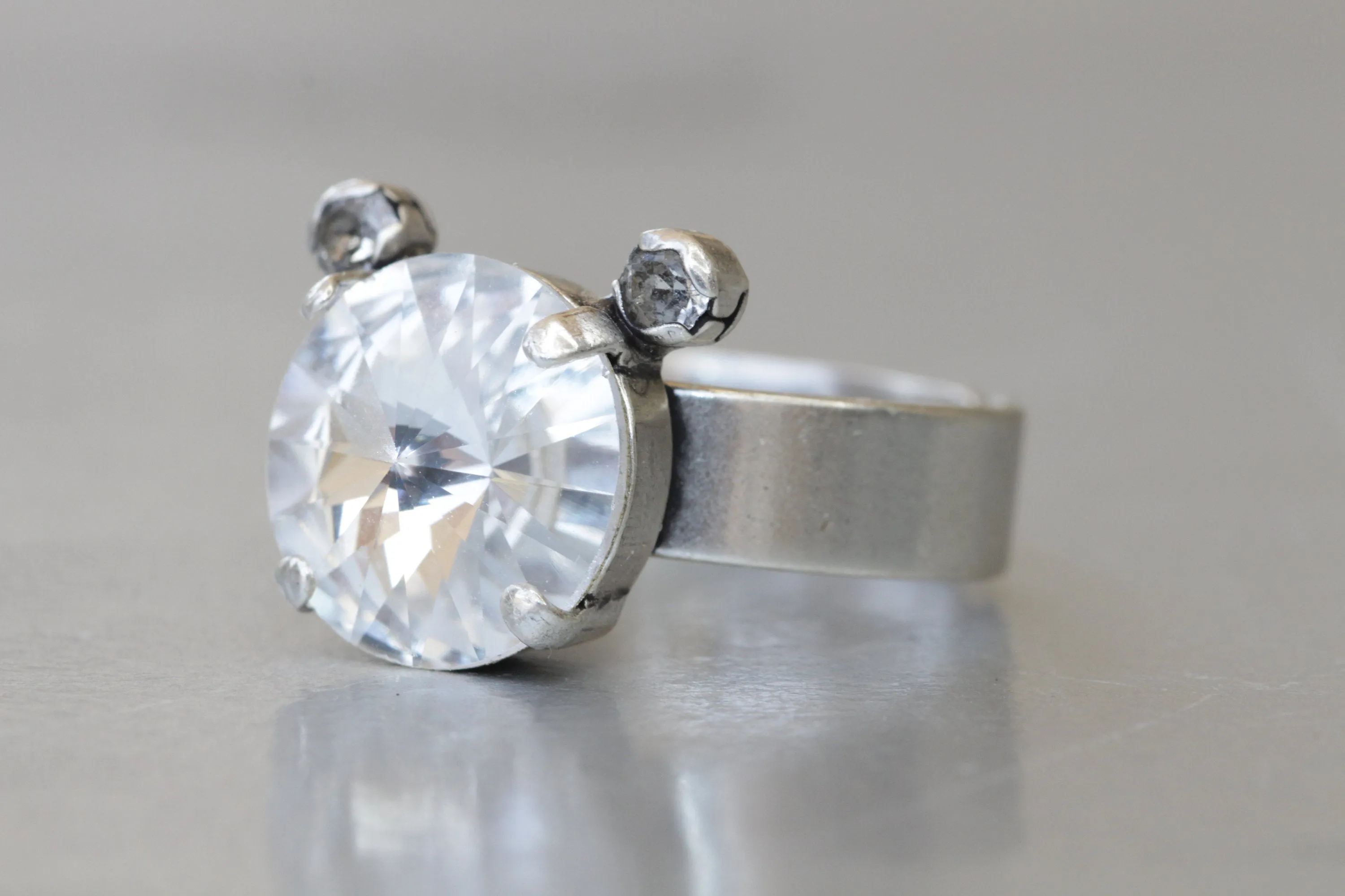 CRYSTAL MOUSE ENGAGEMENT Ring