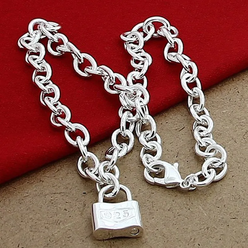 Fashion Jewelry Lock Pendant Pendant Necklace for Women in 925 Sterling Silver