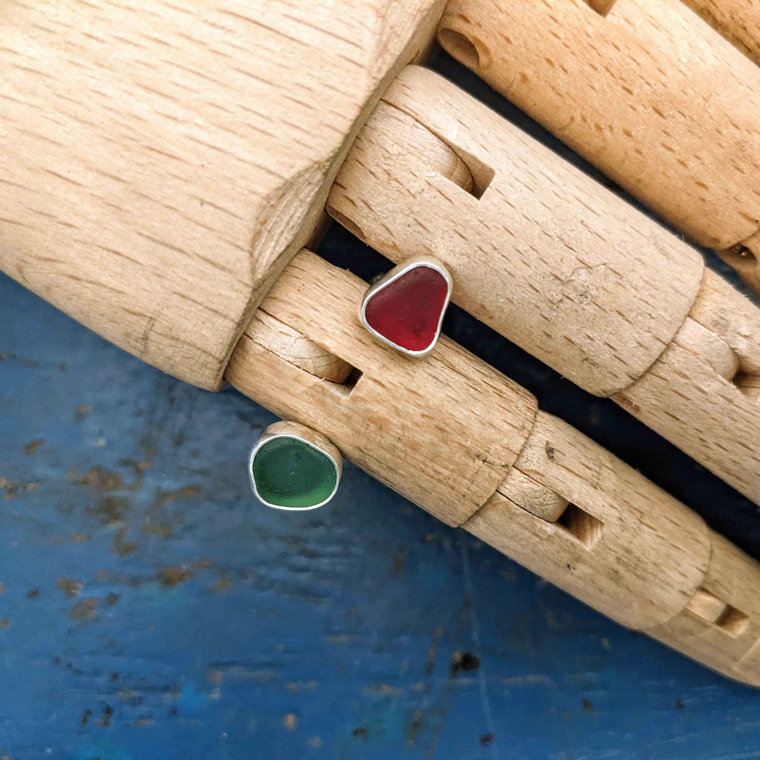 Floating Red & Green One Shilling Coin Ring