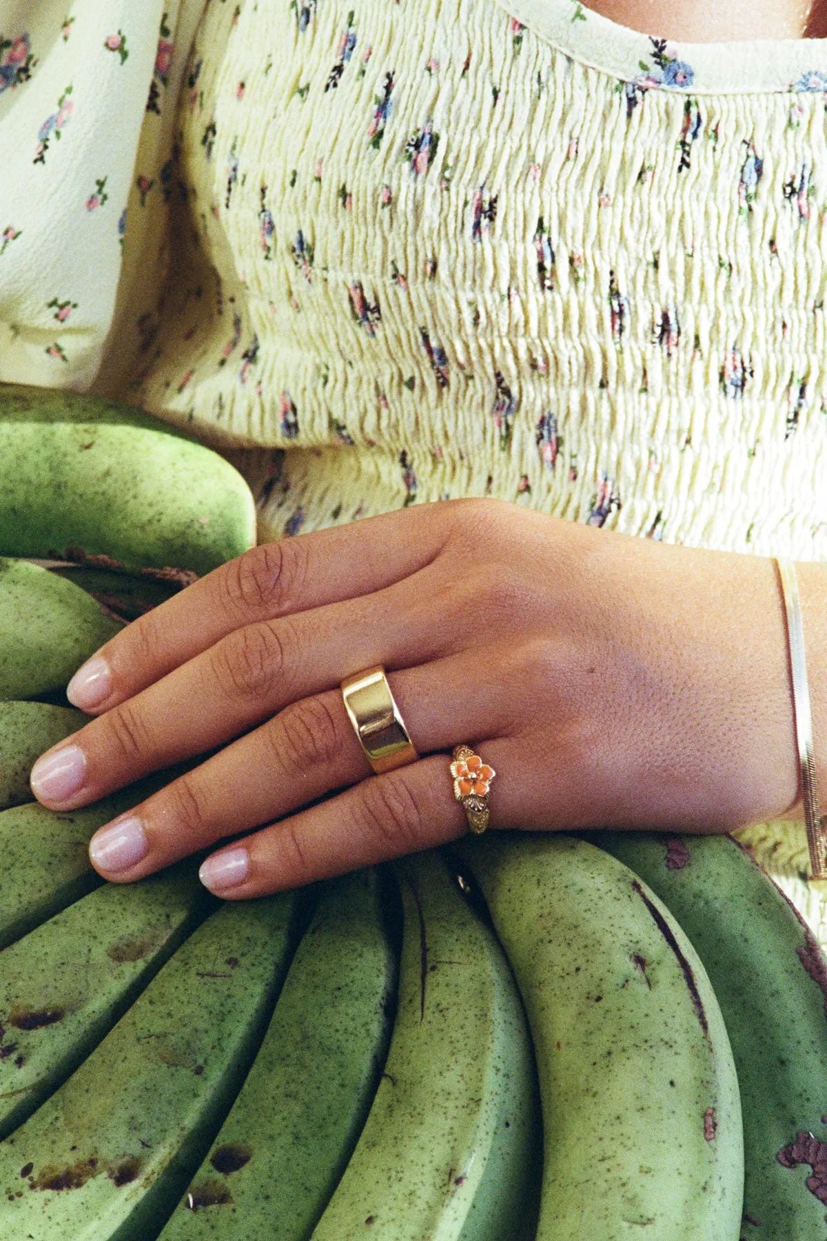 Flower pinky ring gold plated