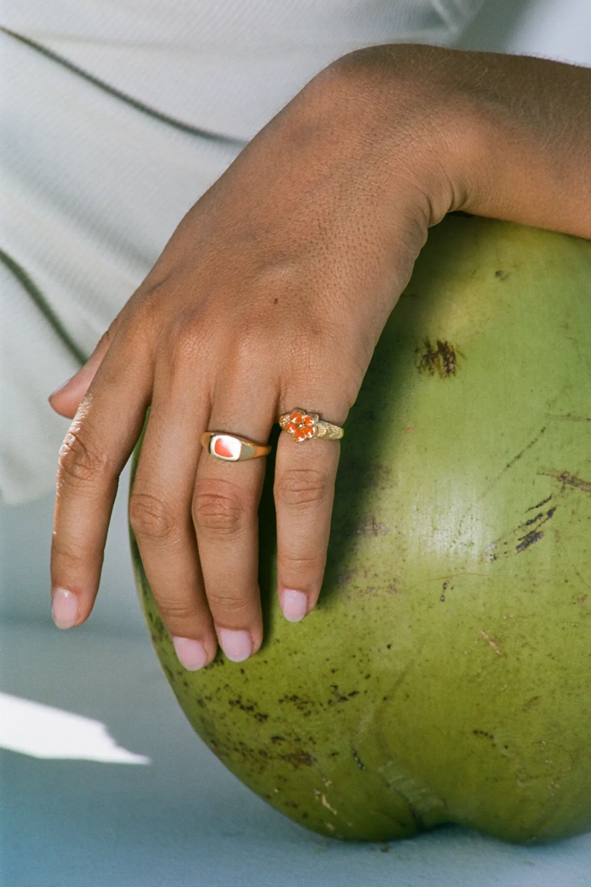 Flower pinky ring gold plated