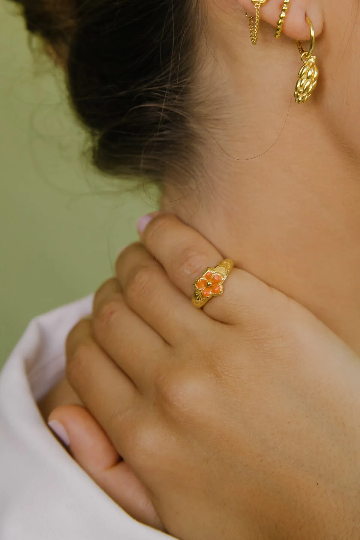 Flower pinky ring gold plated