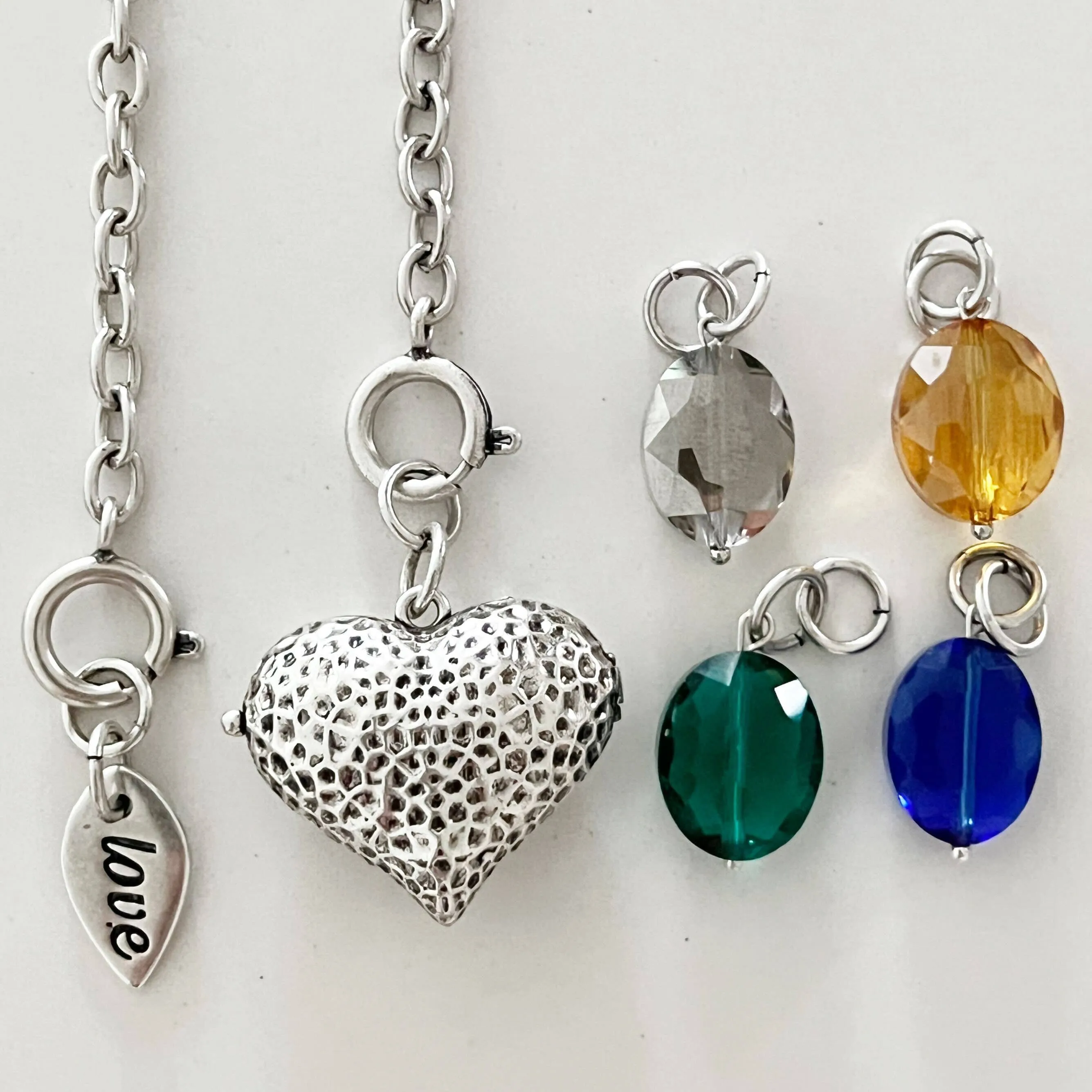 FOLLOW YOUR HEART | HEART LOCKET | Interchangeable Versa