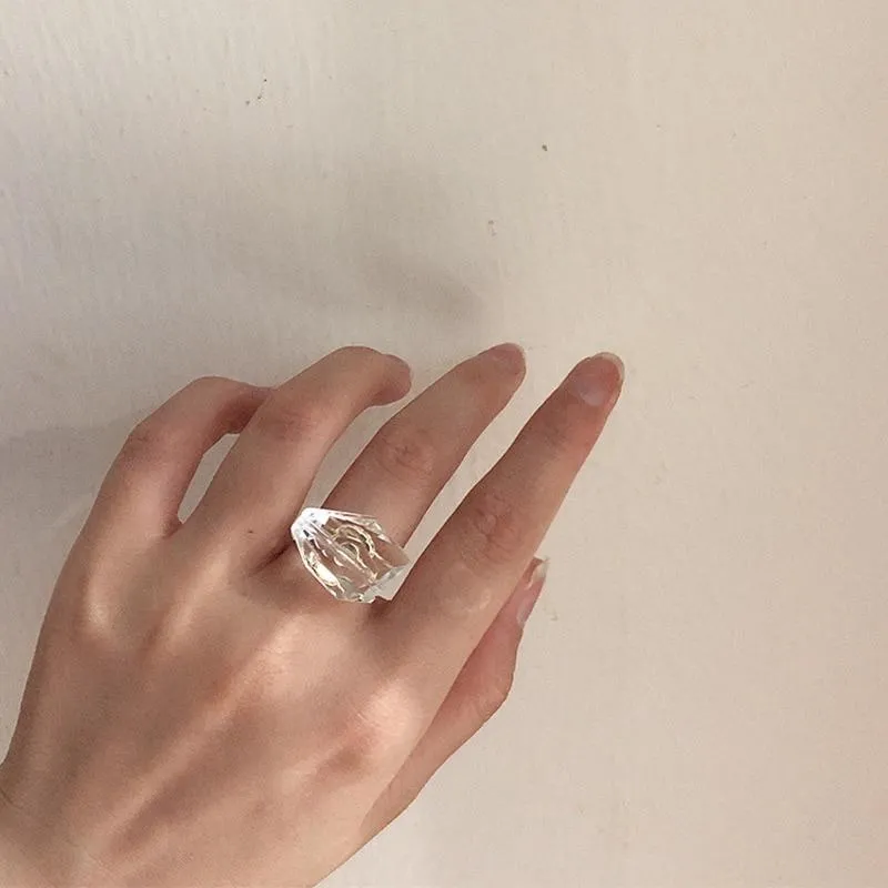 Irregular Ruled Ring Transparent Large Crystal Ring