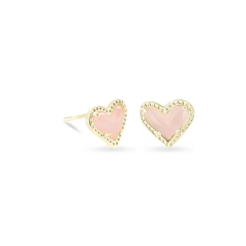 Kendra Scott | Ari Heart Gold Stud Earrings in Rose Quartz