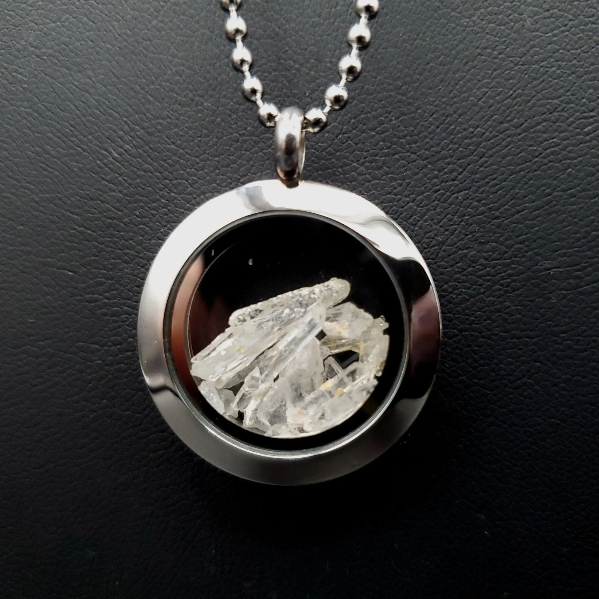 Necklace Clear Locket with Quartz Crystal