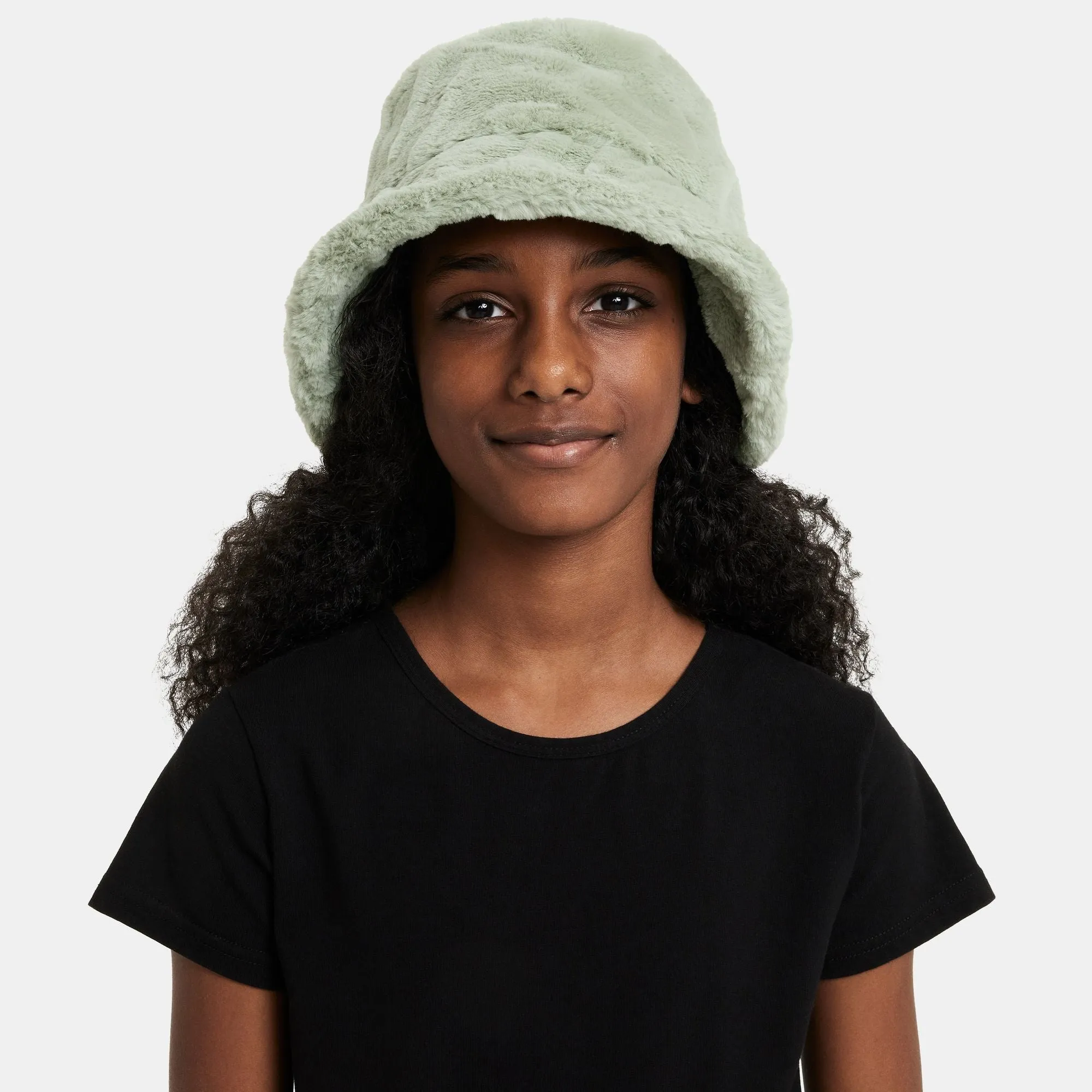 Nike Apex Big Kids' Bucket Hat