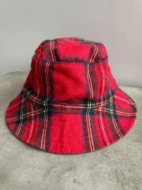 PLAID BUCKET HAT