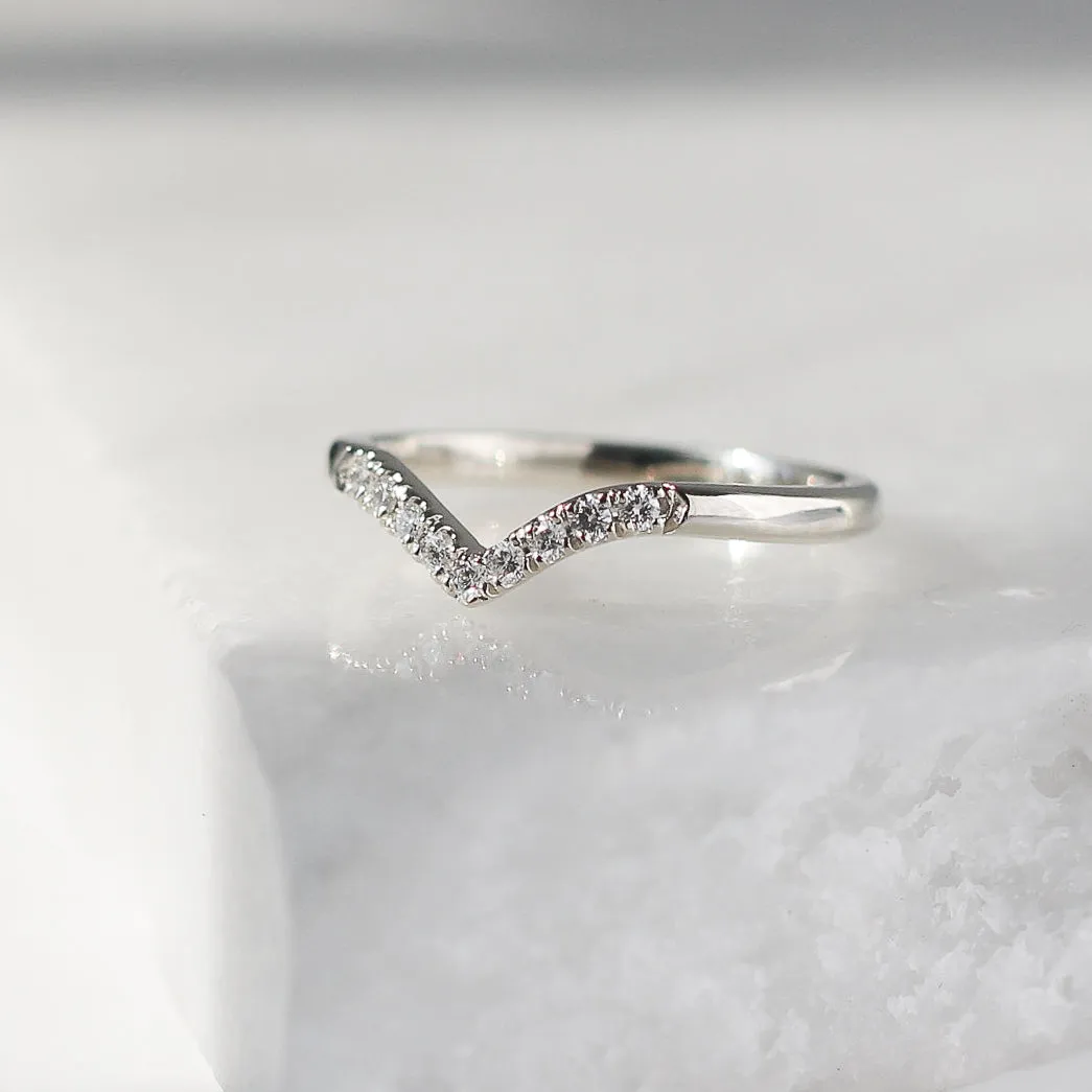 Salt & Pepper Diamond Point Band - made to order