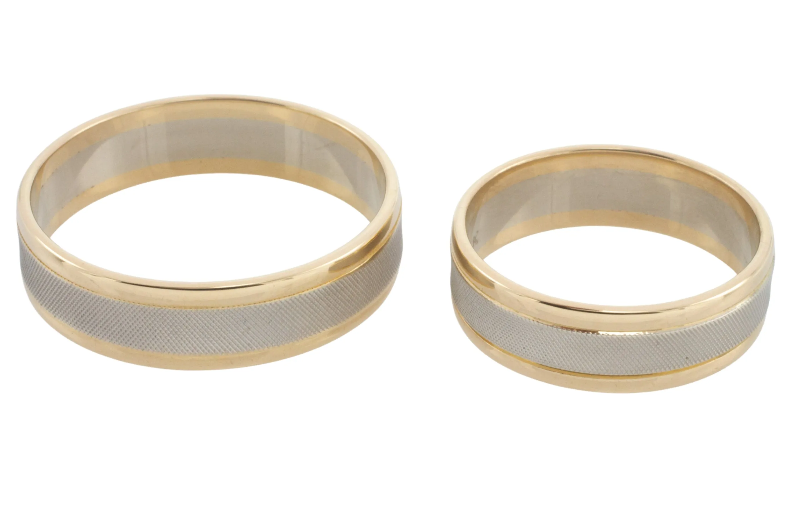 Set of 14 carat white and yellow gold wedding bands