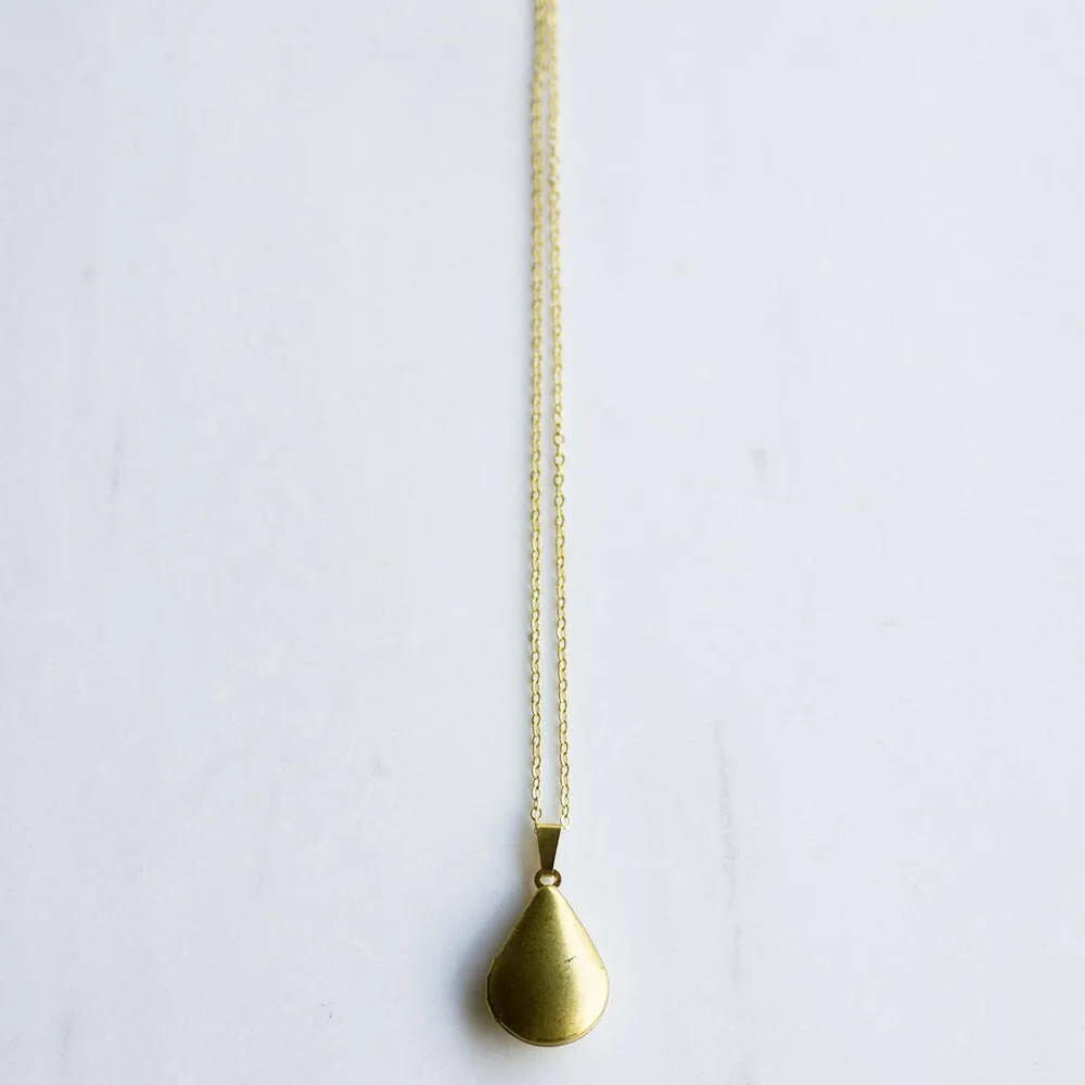 Simple Gold Teardrop Locket