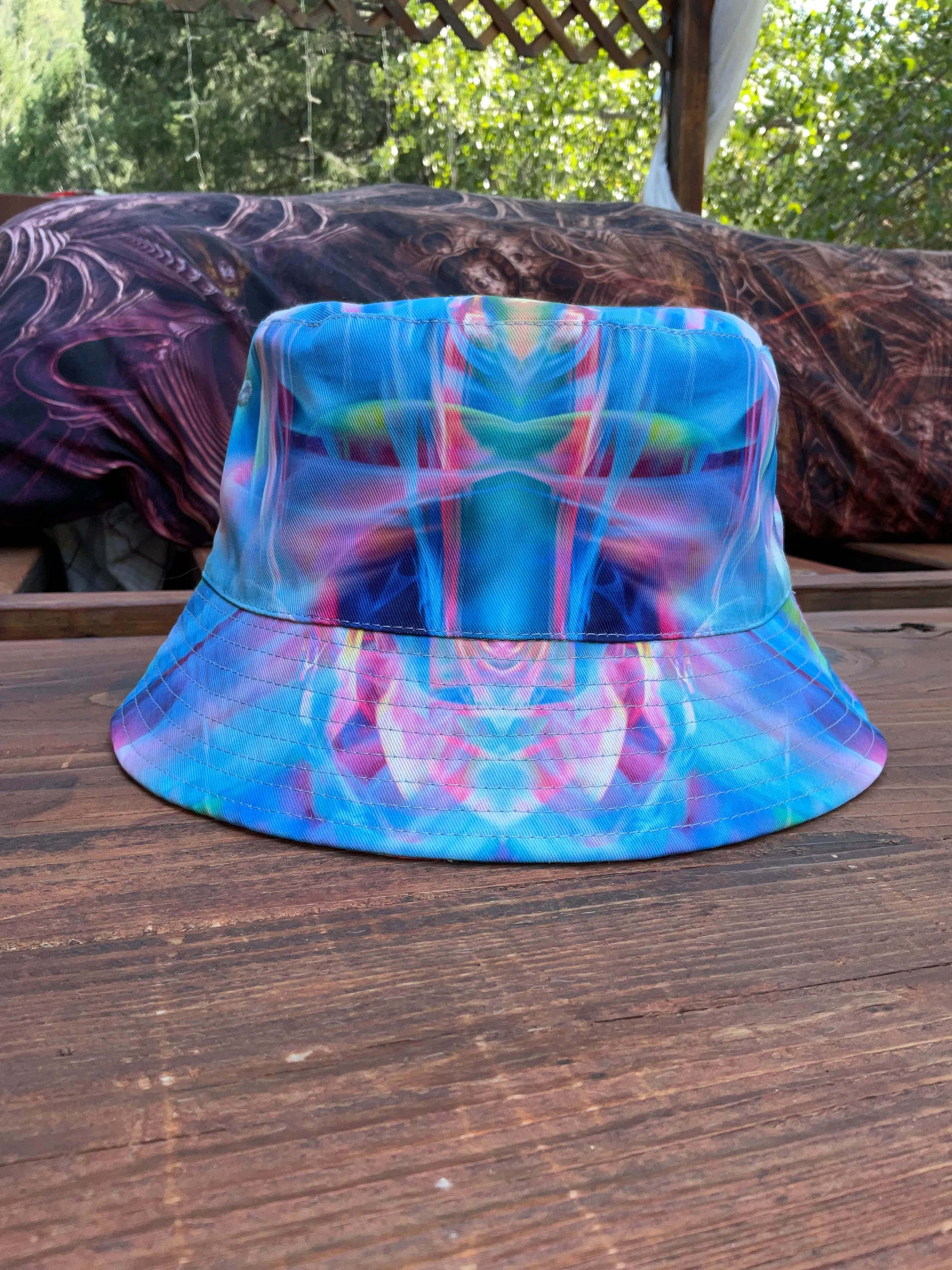 SPIRIT OF AIR/SPIRIT OF FIRE REVERSIBLE BUCKET HAT