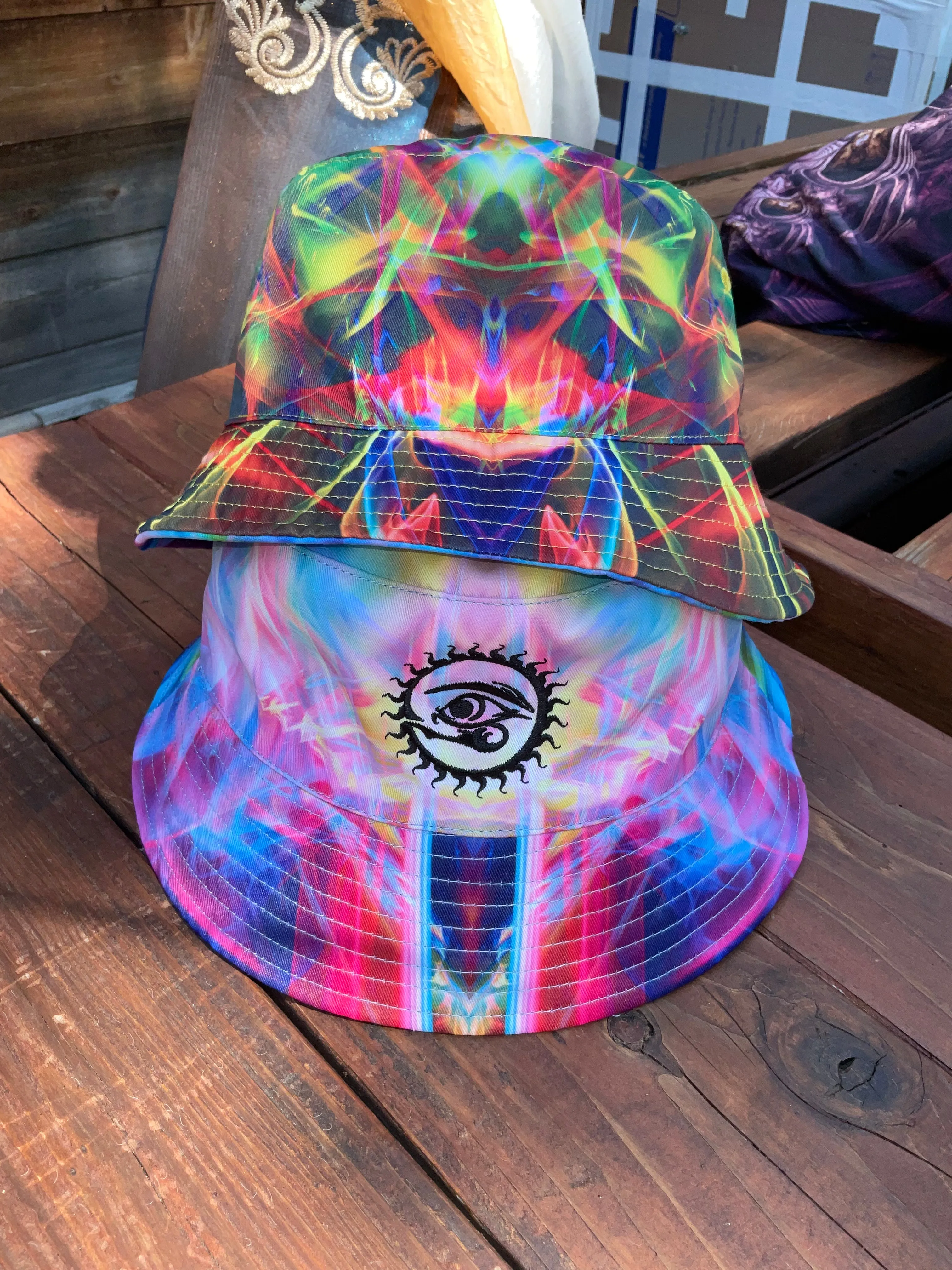 SPIRIT OF AIR/SPIRIT OF FIRE REVERSIBLE BUCKET HAT