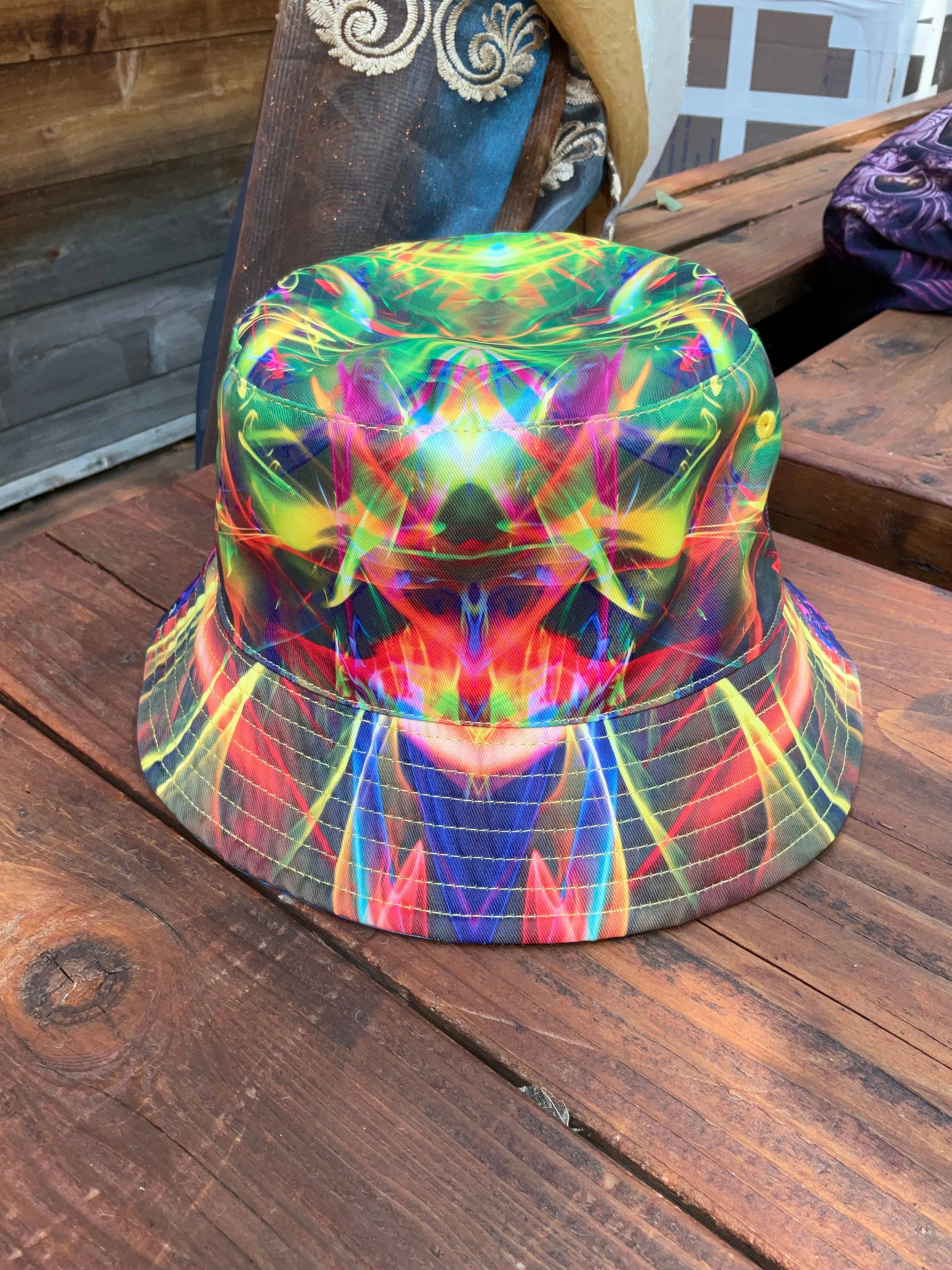 SPIRIT OF AIR/SPIRIT OF FIRE REVERSIBLE BUCKET HAT