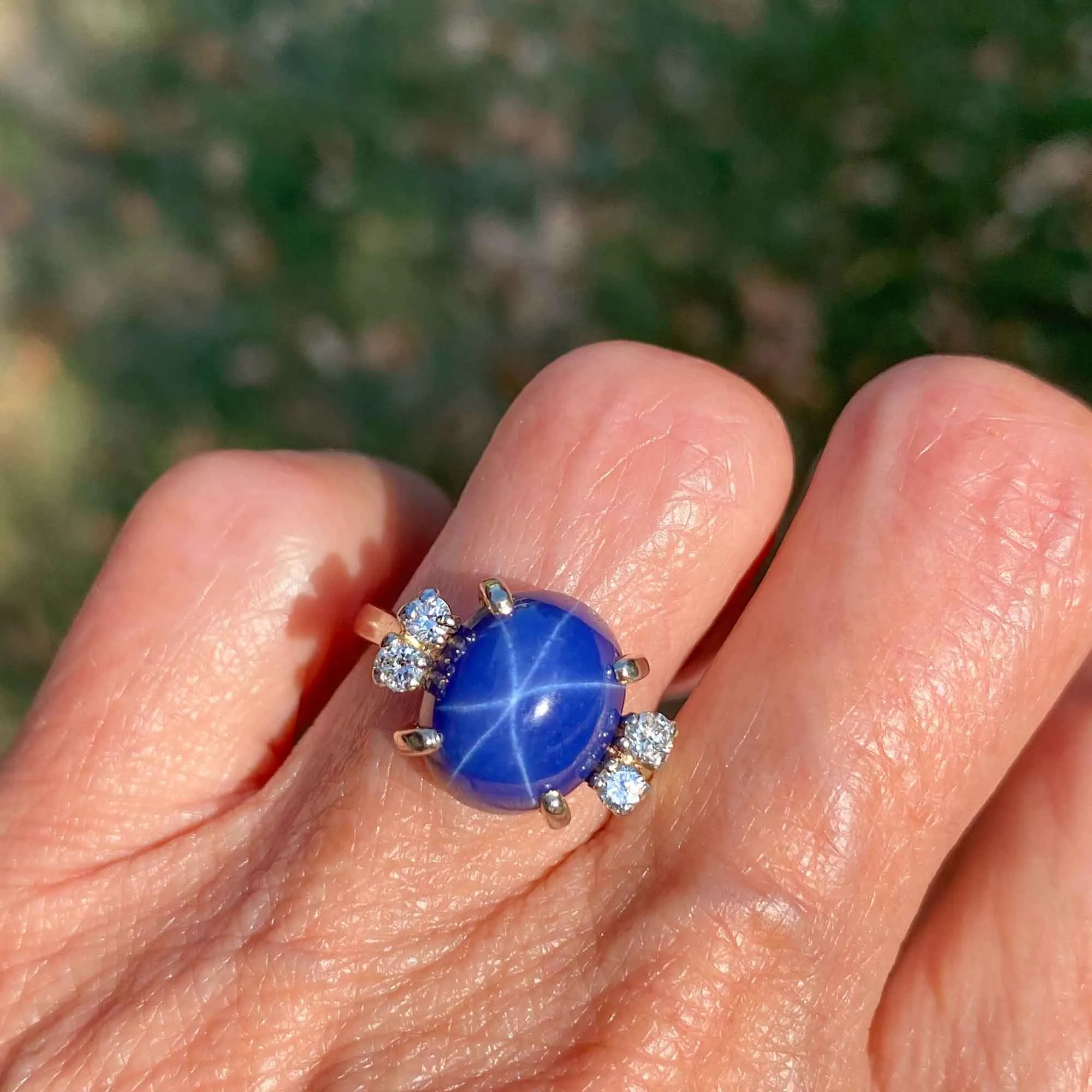 Vintage 14K White Gold Diamond Blue Star Sapphire Ring