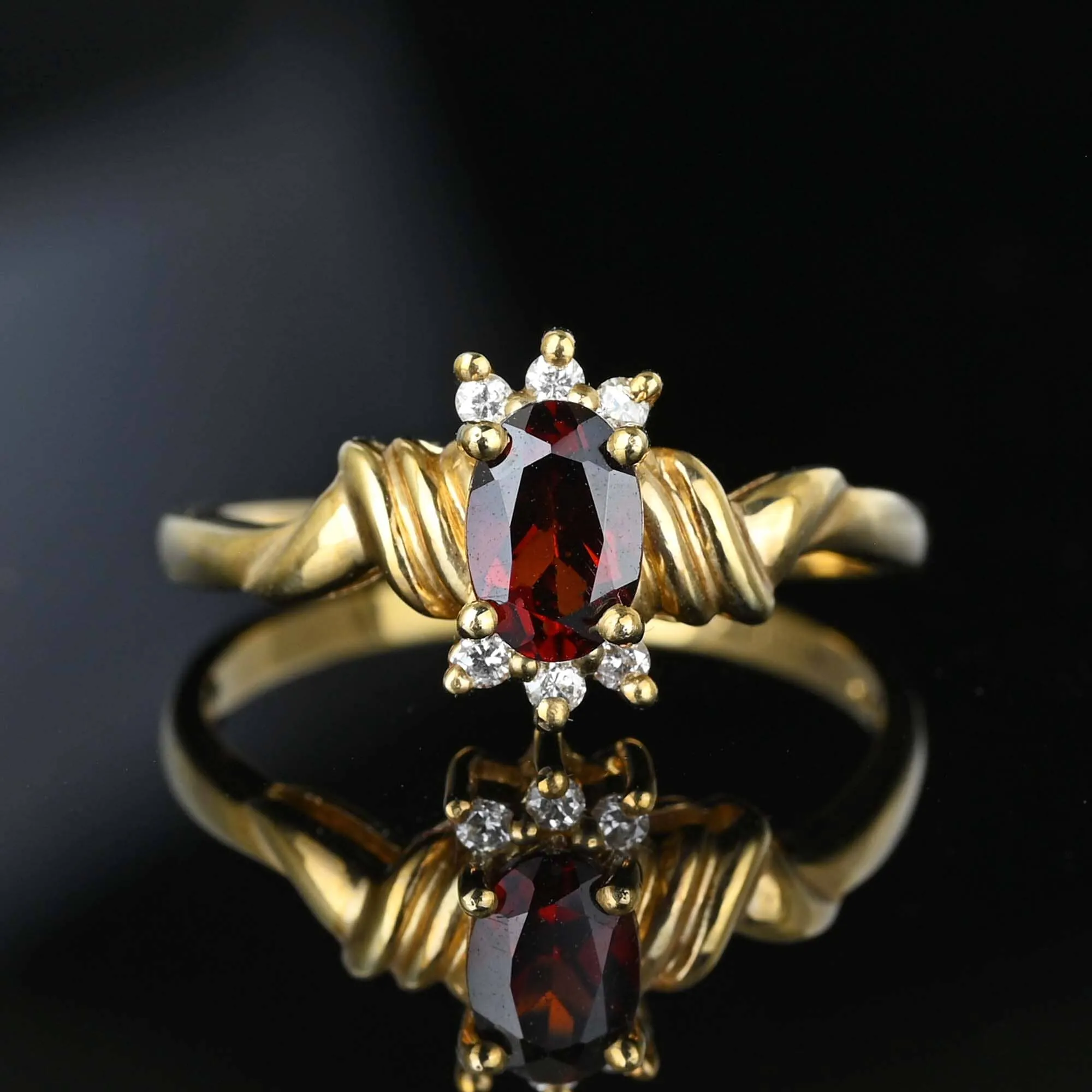 Vintage English Gold Diamond Cluster Garnet Ring