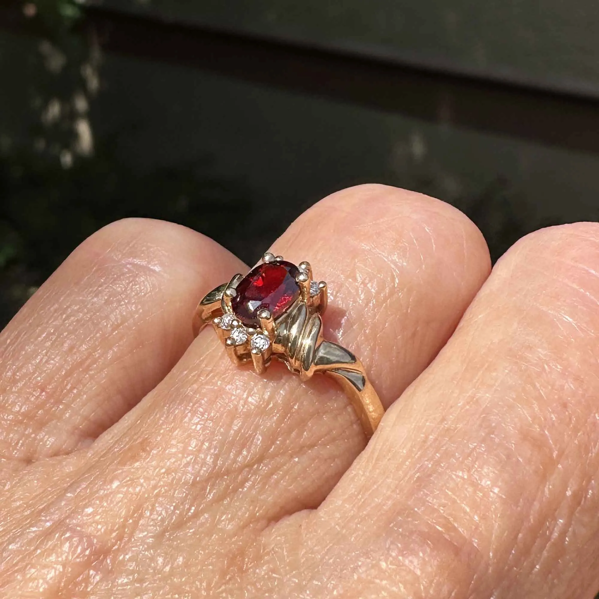 Vintage English Gold Diamond Cluster Garnet Ring